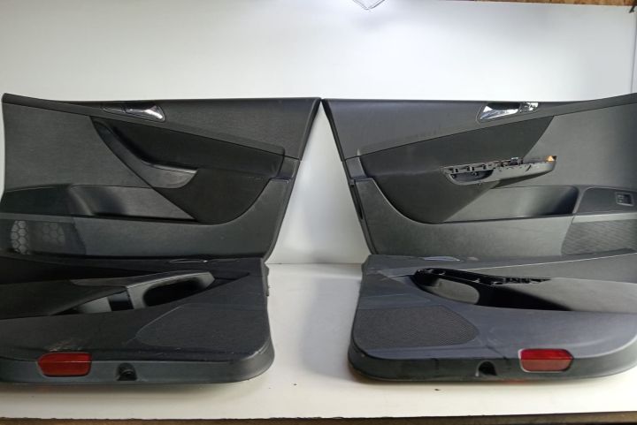 Fete  usi combi Volkswagen VW Passat B6