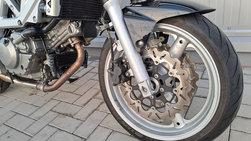 MotoFly Ploiesti vinde Suzuki SV650N 2003