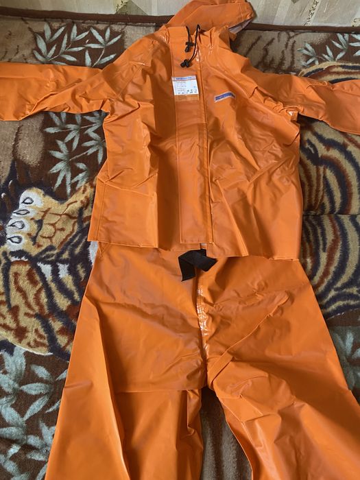 Костюм для защиты от воды