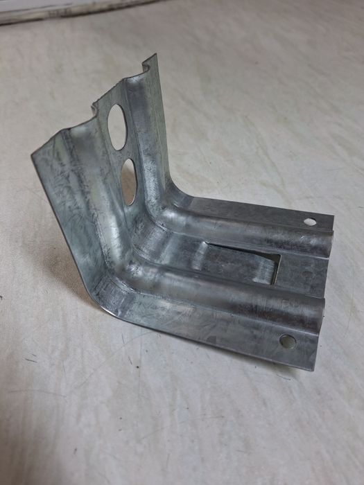 Кронштейны для вентилируемого фасада  ККУ