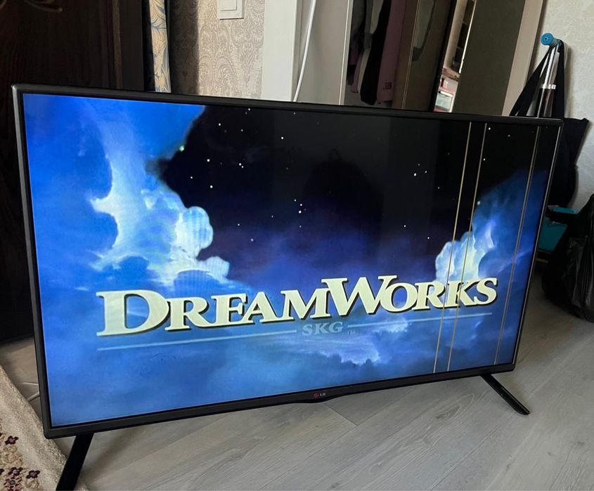 Продам 3D тв LG в хорошем состоянии.