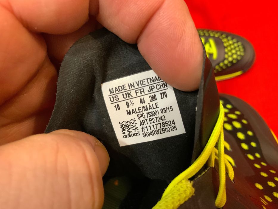 Adidas-оригинални маратонки 44 номер