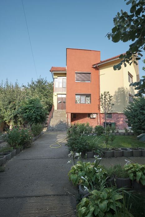 Casa de vanzare str calugareni 202 vaslui judetul vaslui