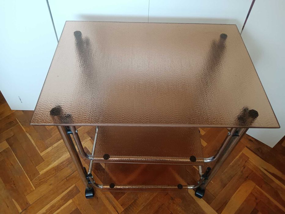 Медийна стойка/маса за аудио/видео оборудване