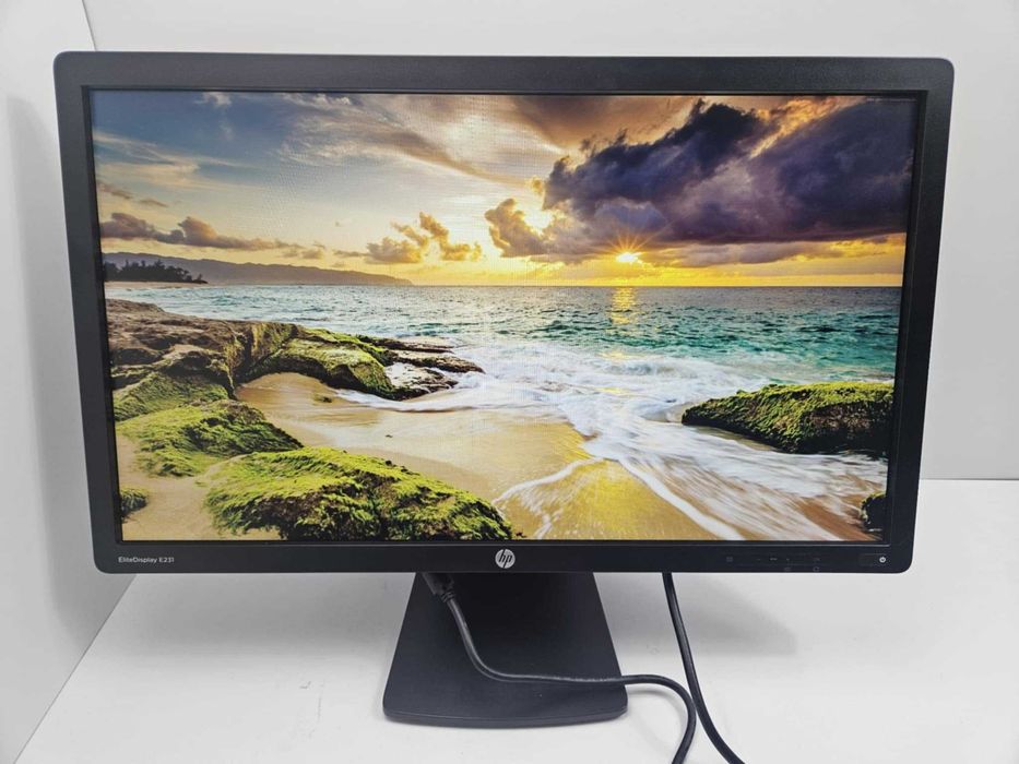 +Гаранция! IPS Монитор HP EliteDisplay E231 23" инча + кабели