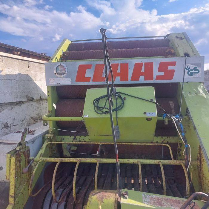 CLAAS Rollant 44
