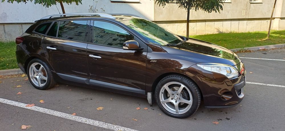 RENAULT 10 2011 — imagine 3