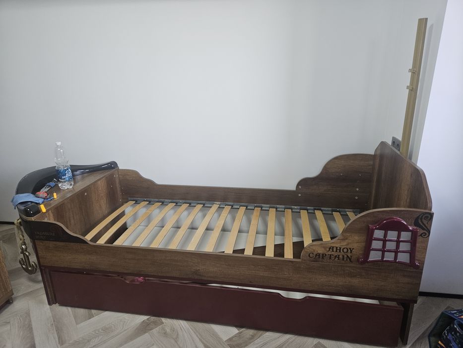 Продам детскую мебель