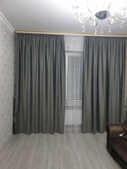 серого цвета шторы