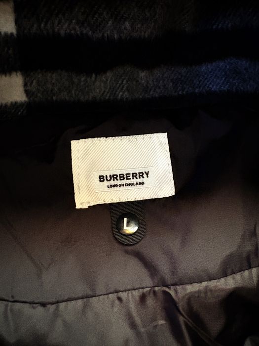 burberry puffer marime L fit M