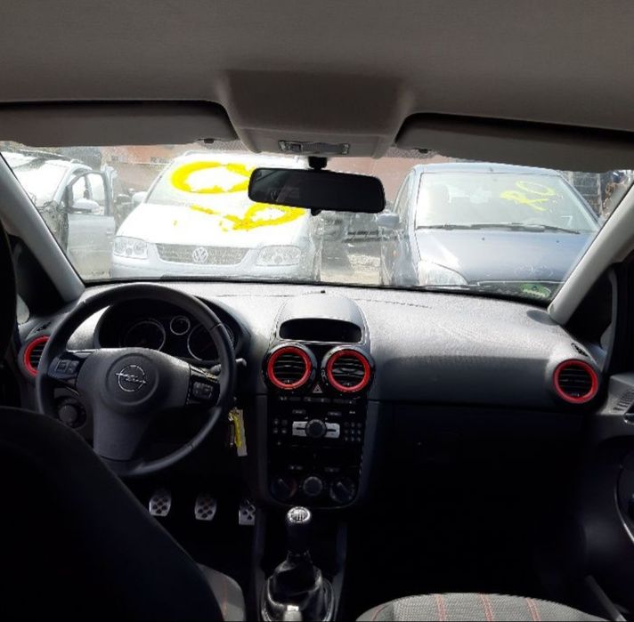 Plansa bord Opel Corsa D an 2006->