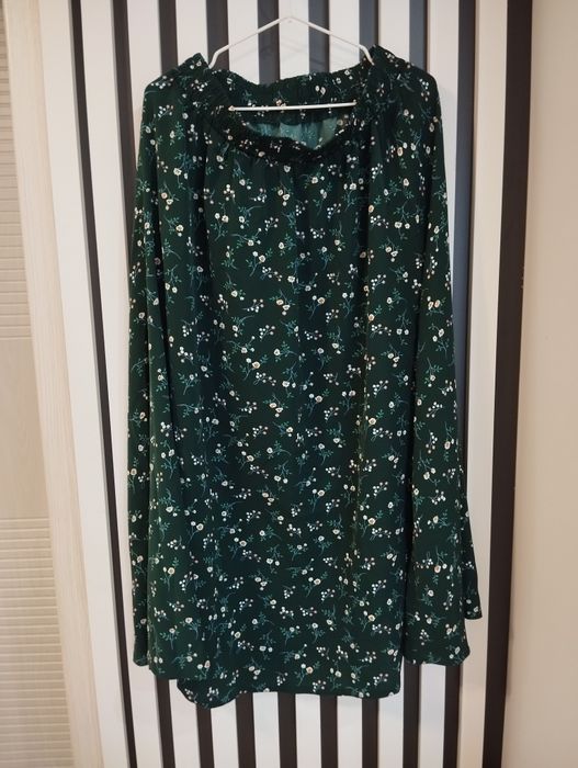 Продам платья и юбки 46-48 размер.