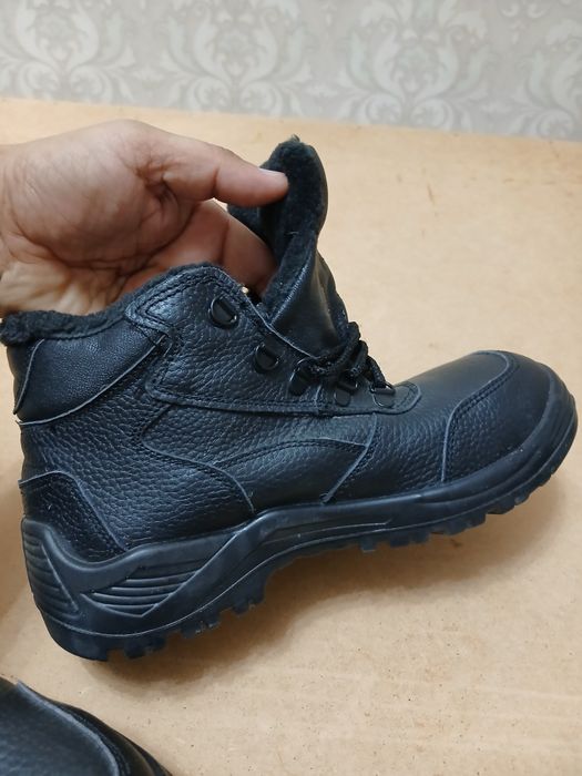 Зимний сапог, новый, кожа размер 40 и 43, калын