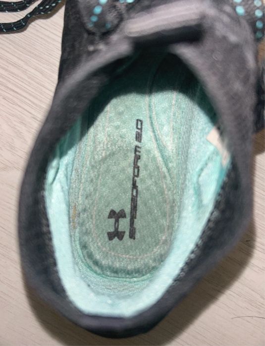 Adidasi Under Armour, Marimea 38,5