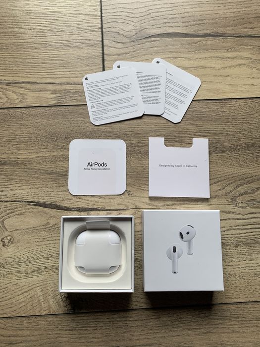 AirPods 4 Active Noise Cancellation