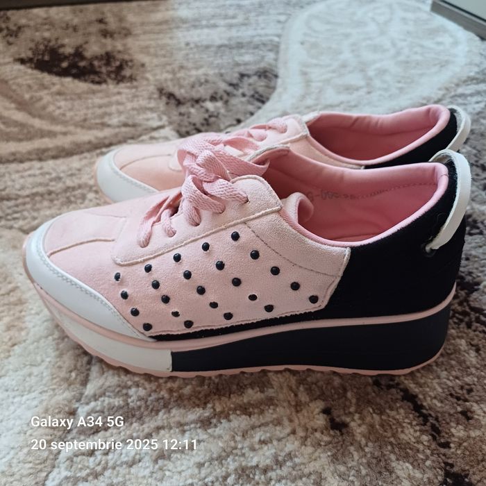 Adidasi dama s au copii nr 35