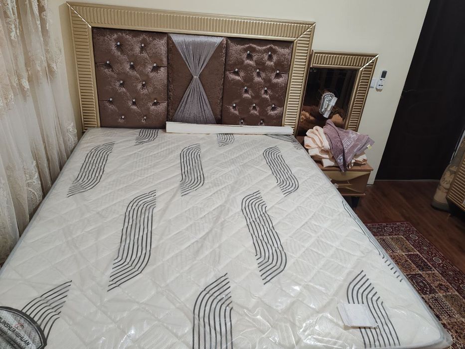 Dom sotiladi navastroyka