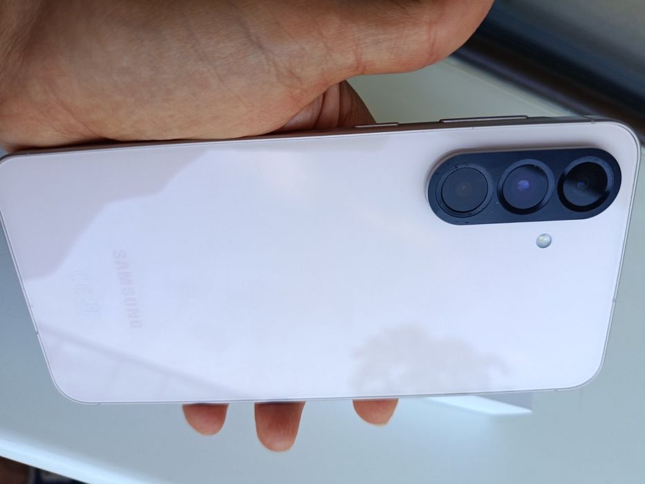 Samsung Galaxy A56 5G  Отлично състояние!