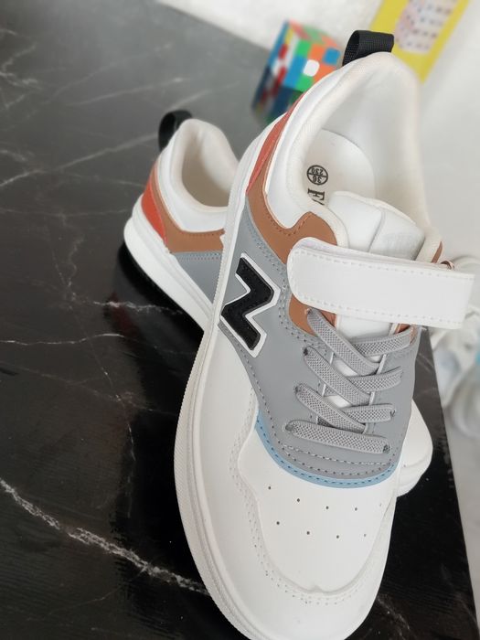 Детсикие кросовки детский кросовки