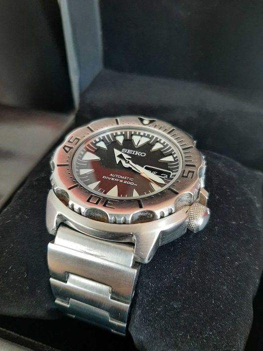 Продавам оригинален Seiko Monster Dracula - 2nd generation
