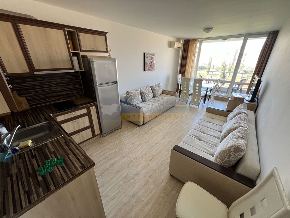 Продава се Двустаен апартамент в Черноморец - 54 кв.м за 1575 €/кв.м - Снимка #2