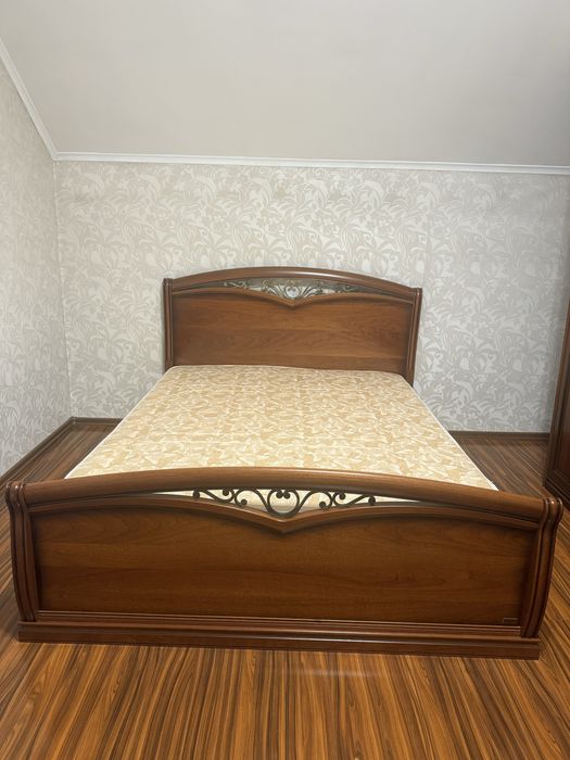 Продам спальний гарнитур б/у