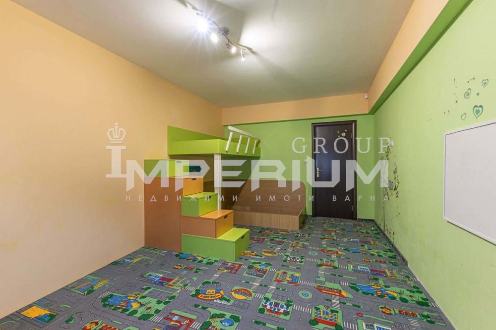 Продава се Тристаен апартамент в Варна, Възраждане 4 - 115 кв.м за 1042 €/кв.м - Снимка #10