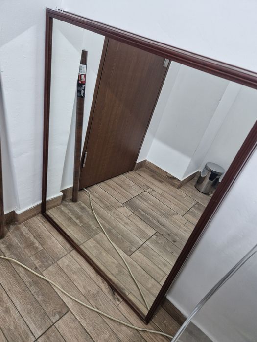 Trei Oglinzi cu rama