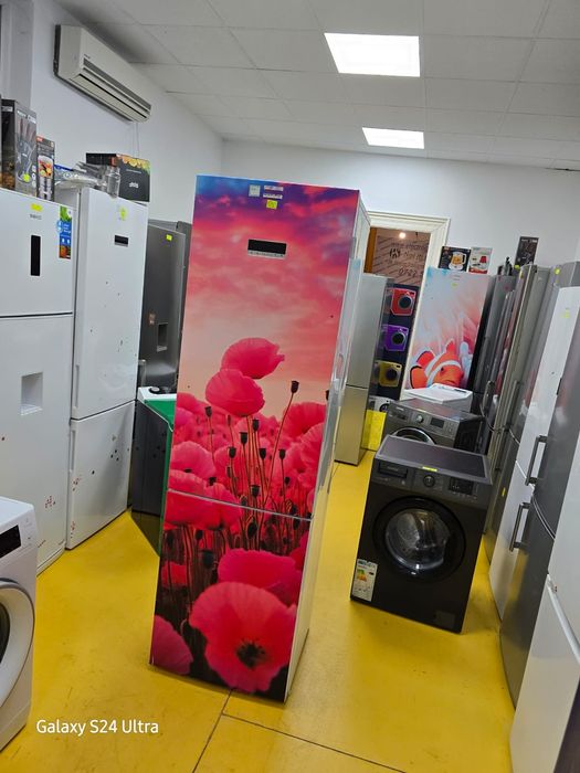 Masina de spalat ,,Electrolux"- generatie actuala, impecabila.