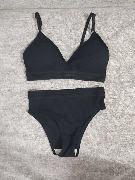 Комплект бельо - черно