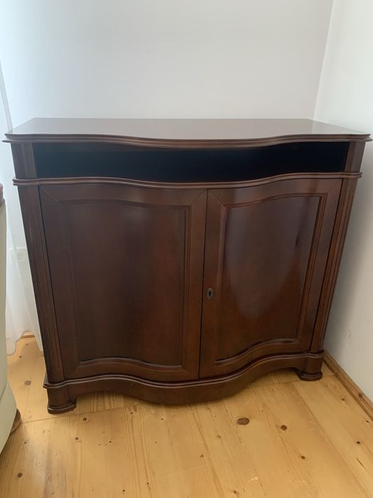 Vand set fotolii si comoda lemn masiv de cires