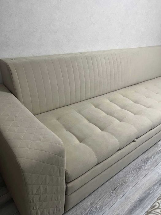 Продам диван 3,5 метра