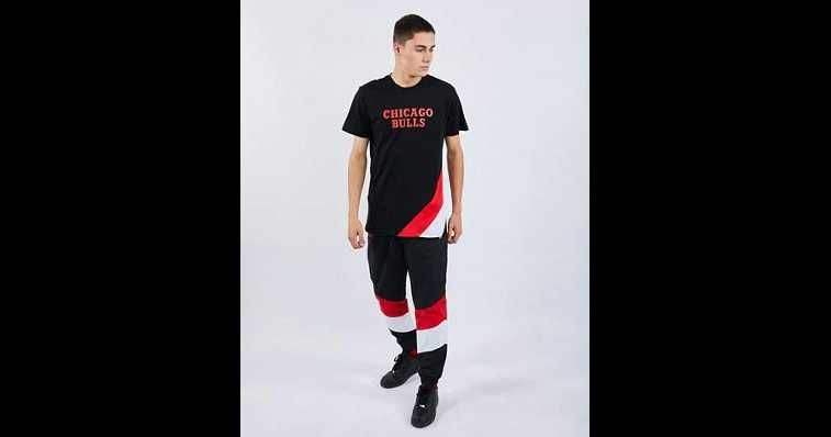 Tricou New Era NBA Chicago Bulls marimea M si L