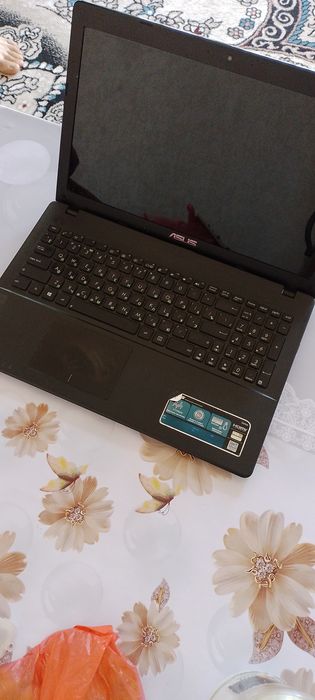 Notebook asus noutbuk