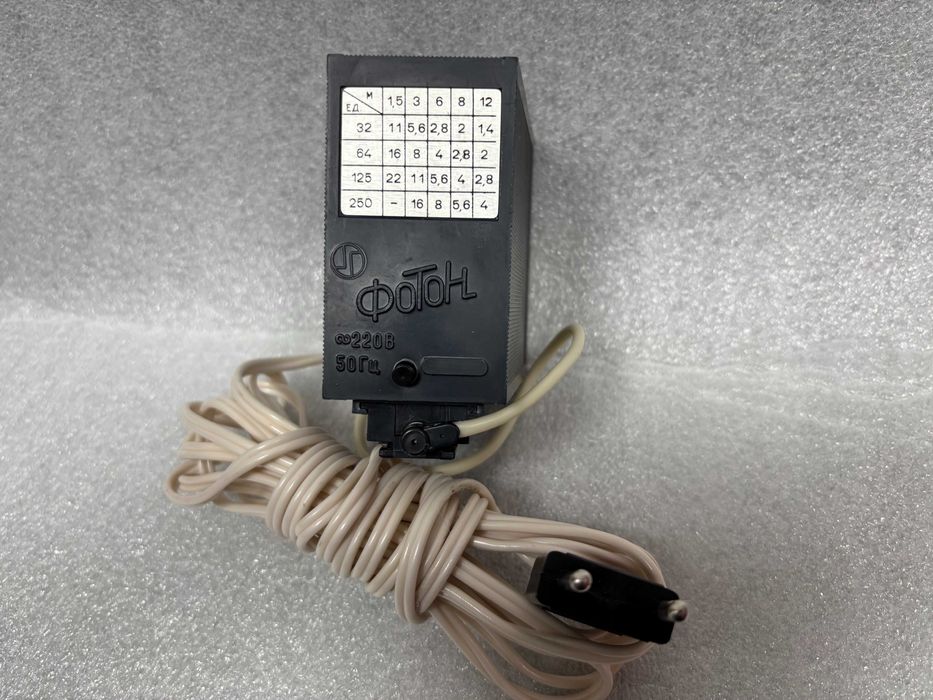 Като нови! Фотоапарат ВИЛИЯ VILIA и Фотовсветкавицата "ФОТОН" СССР