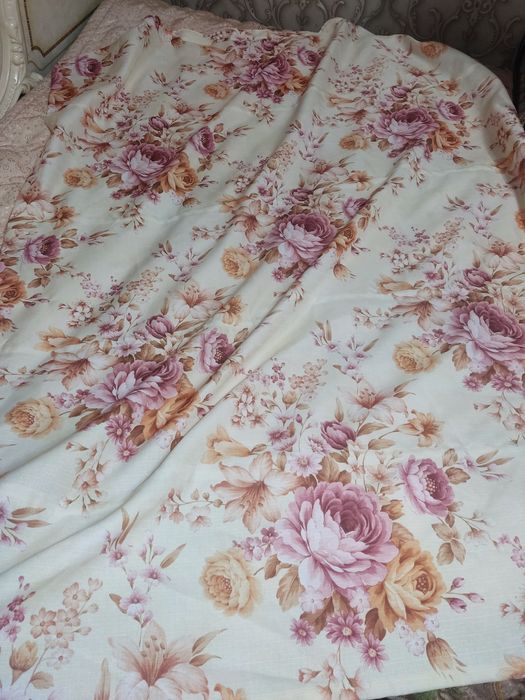 На выбор шторы! Цены уточняйте!