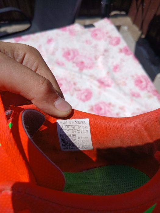 Vând adidas predator edge 4