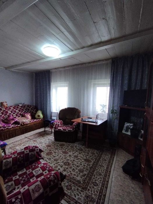 Продам частный дом в рабочем поселке.