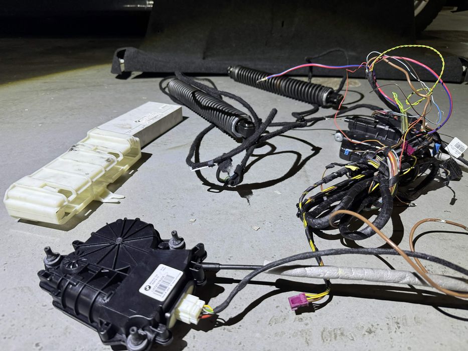 Vand kit portbagaj electric bmw f10, f01, amortizoare electrice