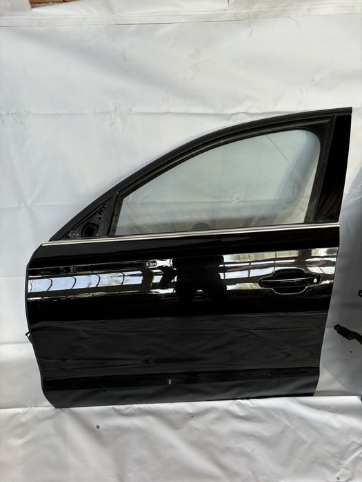 Audi A8L d4 врати