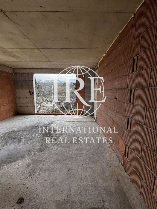 Продава се Тристаен апартамент в Варна, Галата - 96 кв.м за 898 €/кв.м - Снимка #5