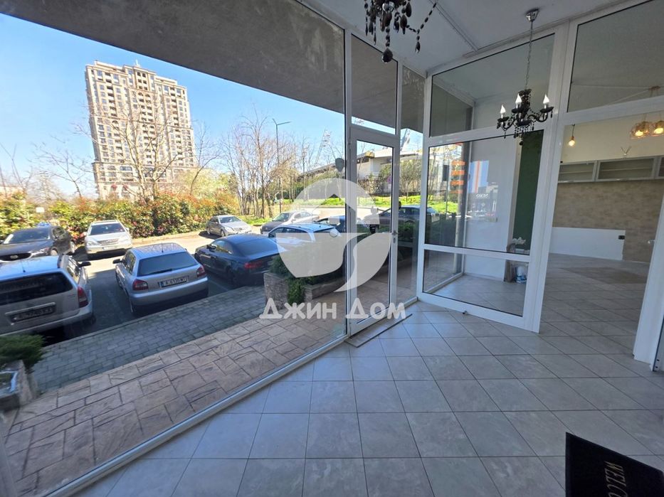 Търговско помещение ПОД НАЕМ в престижния к-с „Перла“, гр. Бургас