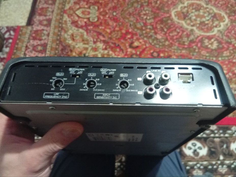 Продам автомагнитолу