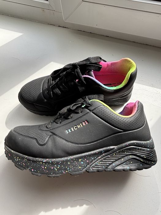 Кроссовки для девочек