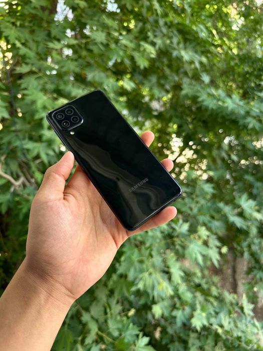 Samsung Galaxy A22 srochni sotiladi