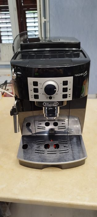 DeLonghi magnificaS perfect cu garanție