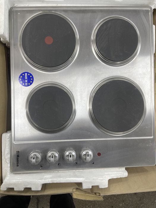 Холодильник, посудомоечная, плита