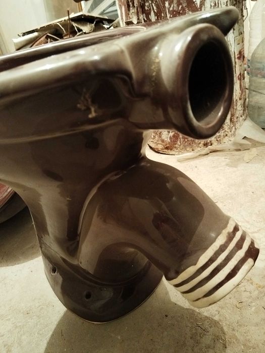 Нови фаянсова мивка,  тоалетна чиния и капак за тоалетна