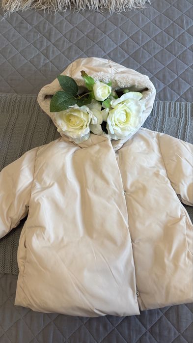 Зимняя куртка на девочку