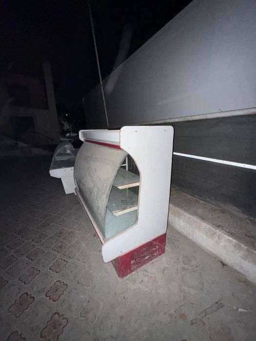 Холодильник-витрина для шашлыков